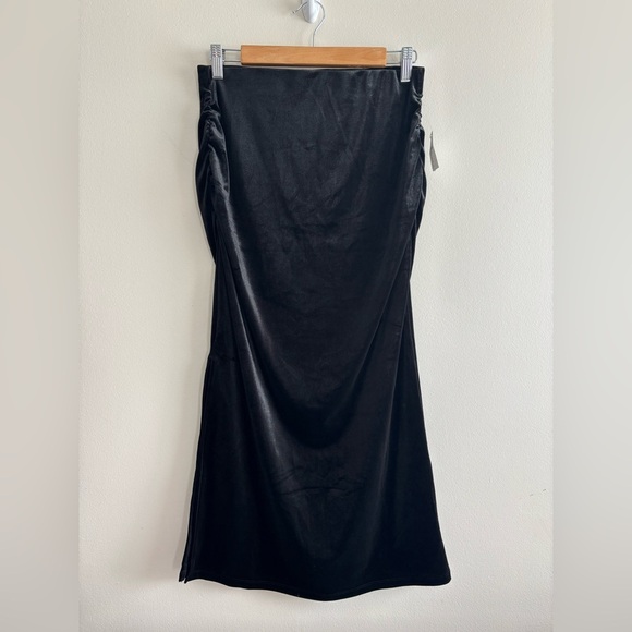 Old Navy Elegant Black Velvet Maxi Skirt size M - Picture 3 of 14
